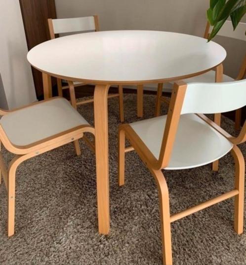 3 sets Ikea Skoghall deense stoelen ronde eettafel Artek wit, Huis en Inrichting, Stoelen, Zo goed als nieuw, Vijf, Zes of meer stoelen