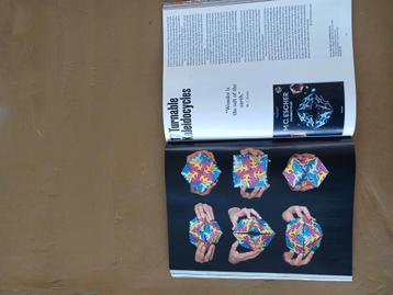 M.C. Escher Kaleidocycles  beschikbaar voor biedingen