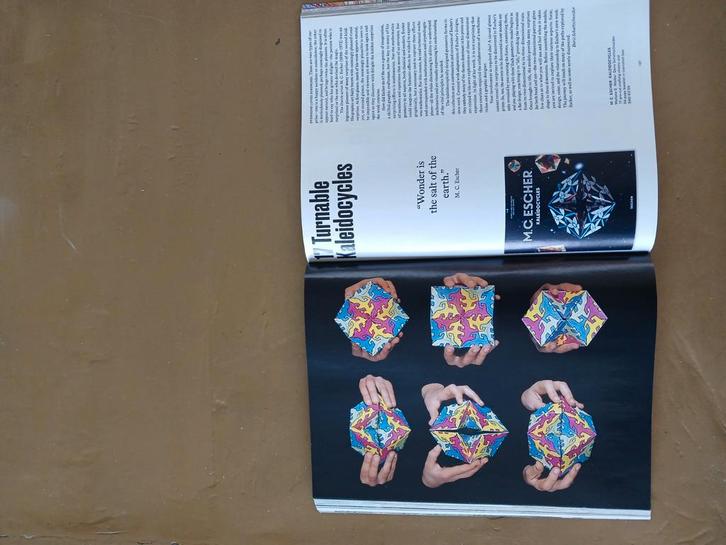 M.C. Escher Kaleidocycles, Boeken, Kunst en Cultuur | Beeldend, Nieuw, Ophalen of Verzenden