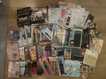 Grote set hobby/knutselspullen - gaat alleen als set weg! beschikbaar voor biedingen