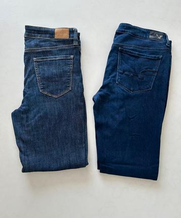 Twee skinny jeans van American Eagle in maat US 12 (42) beschikbaar voor biedingen
