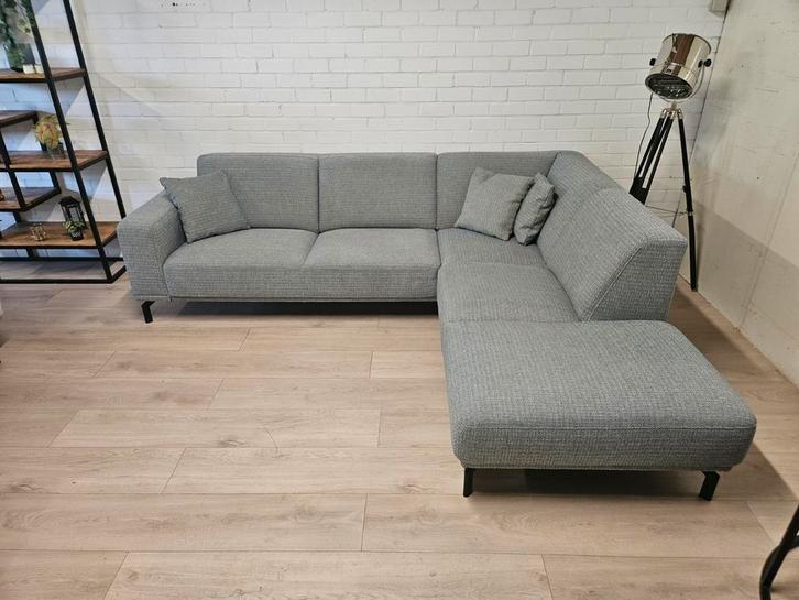 Montel Viano Hoekbank | GRATIS LEVERING, Huis en Inrichting, Banken | Bankstellen, Zo goed als nieuw, Vierpersoons of meer, 150 cm of meer