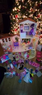 Fijn groot barbiehuis super handig inklapbaar!!, Kinderen en Baby's, Speelgoed | Poppenhuizen, Ophalen, Gebruikt, Poppenhuis