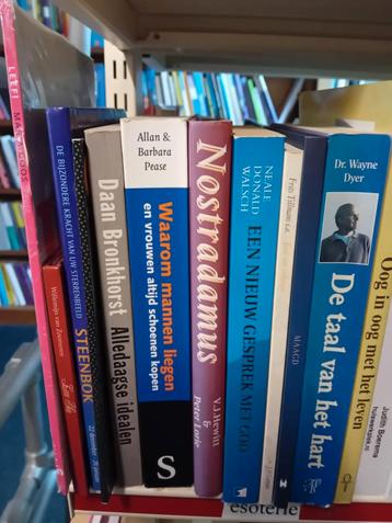 Esoterische Boeken - 29 stuks beschikbaar voor biedingen