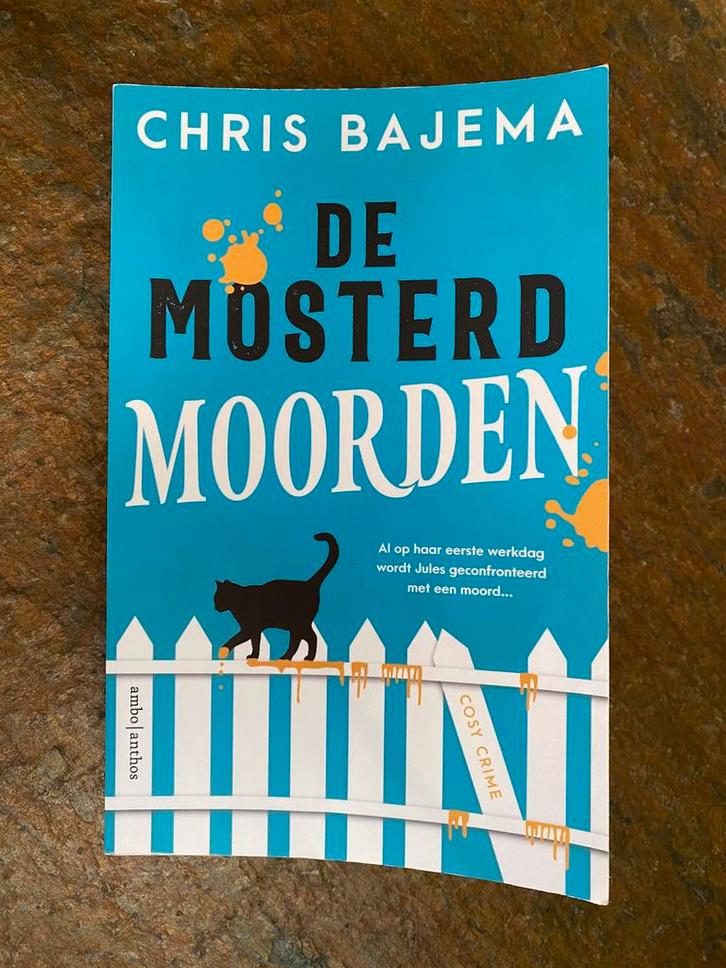 Chris Bajema - De mosterdmoorden, Boeken, Thrillers, Zo goed als nieuw, Ophalen of Verzenden