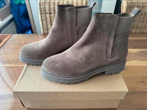 Splinternieuwe Laarsjes maat 40, Kleding | Dames, Schoenen, Nieuw, Overige kleuren, Ophalen of Verzenden