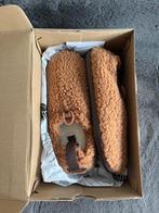 UGG Plushy Slipper Hardwood Maat 39 - Nieuw, UGG, Bruin, Verzenden, Nieuw