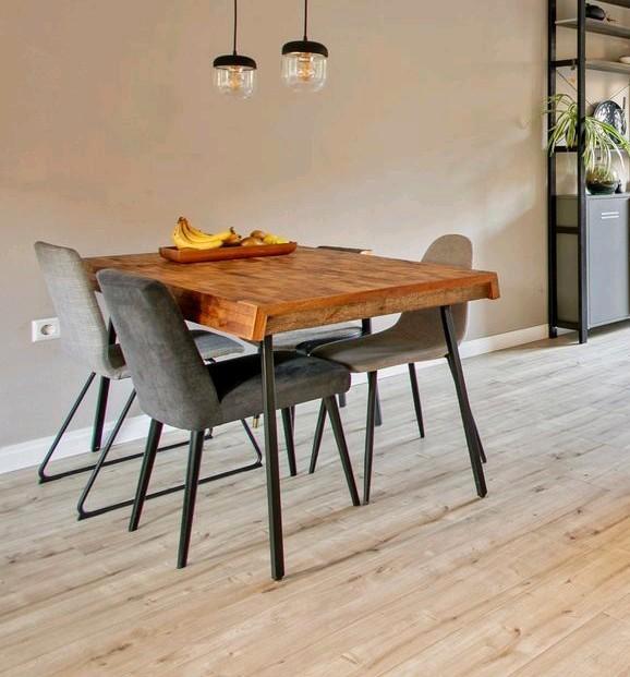 4 Grijze Eetkamerstoelen - Mix & Match, Huis en Inrichting, Stoelen, Gebruikt, Vier, Hout, Kunststof, Metaal, Stof, Grijs, Ophalen