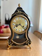 Vintage Swiss Comtesse mantel clock with pendulum, Ophalen of Verzenden