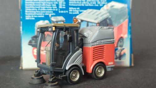 Hako veegmachine 1:50 Siku 2936 Pol, Hobby en Vrije tijd, Modelauto's | 1:50, Zo goed als nieuw, Bus of Vrachtwagen, SIKU, Ophalen of Verzenden
