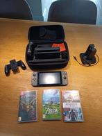 Nintendo Switch + 4 controllers + 3 Games + Accessoires, Spelcomputers en Games, Games | Nintendo Switch, Ophalen, Online, Zo goed als nieuw
