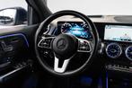 Mercedes GLB 250 4MATIC Premium Plus 7p Pano Lane Carplay 21, Auto's, Gebruikt, 4 cilinders, 2000 kg, Blauw