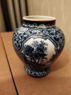 Villeroy en Boch flamand bleu vaasje F.A. Mehlem, Antiek en Kunst, Antiek | Vazen, Ophalen