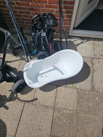Badje + badje standaard beschikbaar voor biedingen