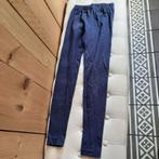 Eenvoudige donkerblauwe meisjes legging maat 134/140., Ophalen of Verzenden, Gebruikt, Broek