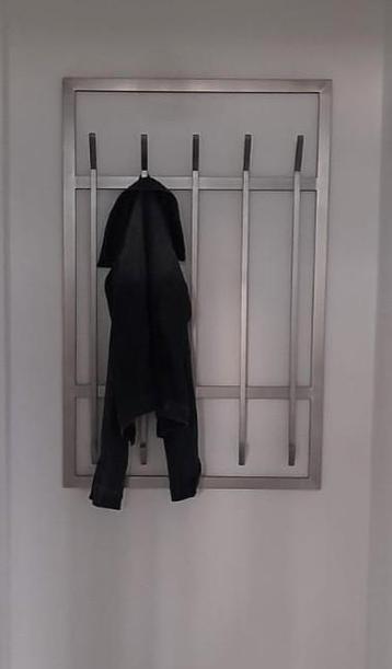 RVS Wandkapstok - Strak Design beschikbaar voor biedingen