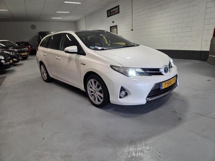 Toyota Auris Touring Sports 1.8 Hybr AUTOMAAT (bj 2013), Auto's, Toyota, Bedrijf, Te koop, Auris, ABS, Achteruitrijcamera, Airbags