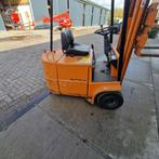 Still.  Pompwagen heftruck, Ophalen