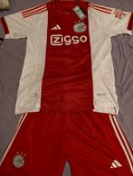 Ajax Thuistenue 2025/2026 - Nieuw! XL, Tickets en Kaartjes, Sport | Voetbal, Seizoenskaart, Eén persoon, Augustus