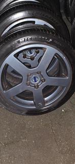 Volvo r velgen, Auto-onderdelen, Banden en Velgen, Ophalen, Velg(en), 17 inch, Zomerbanden