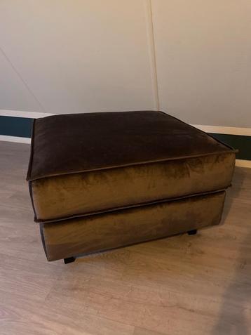 Grote hocker in perfecte staat! beschikbaar voor biedingen