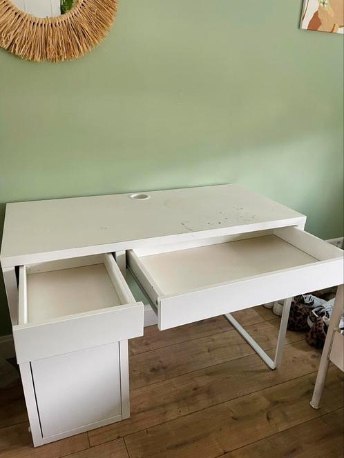 MICKE bureau Ikea, Huis en Inrichting, Bureaus, Gebruikt, Bureau, Ophalen