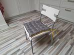 Stapelbare ikea stoelen inclusief kussens.6 stuks, Huis en Inrichting, Stoelen, Ophalen, Gebruikt, Wit, Metaal