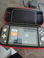 Nintendo Switch Lite, Spelcomputers en Games, Spelcomputers | Nintendo Switch Lite, Ophalen, Grijs, Zo goed als nieuw, Met beschermhoes of tas