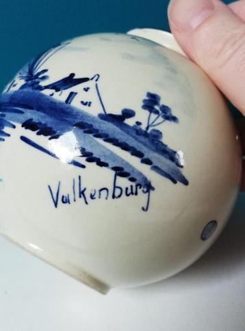 Delfts blauw Regina vaasje Valkenburg beschikbaar voor biedingen
