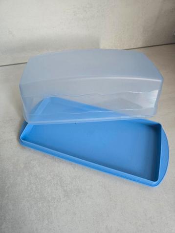 Cakebewaardoos tupperware beschikbaar voor biedingen