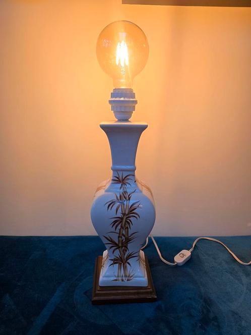 Porseleinen lamp voet met bamboe decor, Huis en Inrichting, Lampen | Tafellampen, Zo goed als nieuw, Minder dan 50 cm, Ophalen of Verzenden