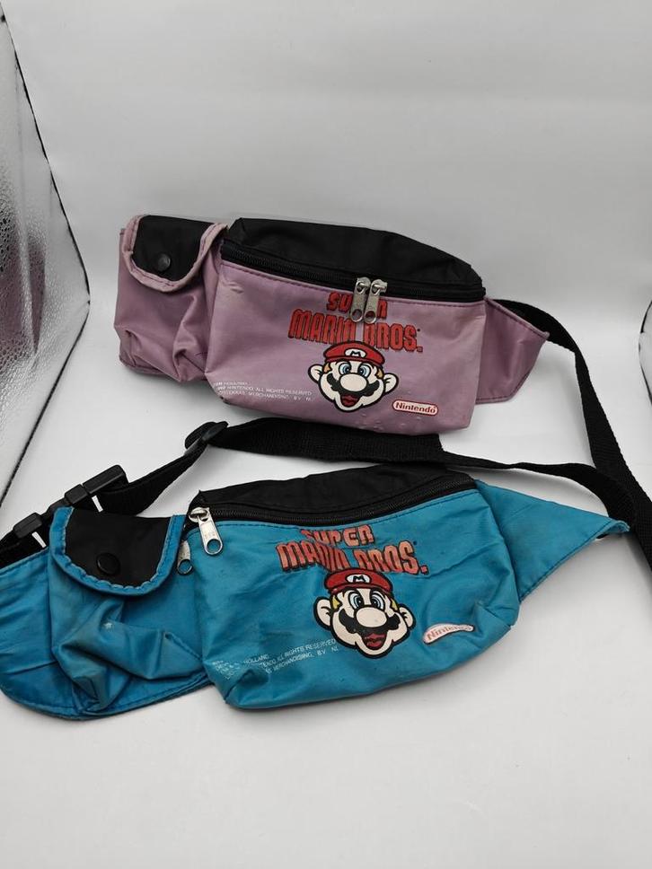 Heuptasje buiktasje schoudertasje Super Mario Bros 2x, Sieraden, Tassen en Uiterlijk, Tassen | Schoudertassen, Zo goed als nieuw
