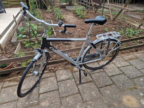 Giant Centro city/trekking fiets, Fietsen en Brommers, Fietsen | Heren | Herenfietsen, Zo goed als nieuw, Giant, 57 tot 61 cm
