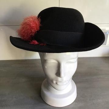 Originele Gildehoed maat 58 beschikbaar voor biedingen