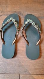 Uzurii slippers maat 37/38, Kleding | Dames, Schoenen, Ophalen of Verzenden, Zo goed als nieuw