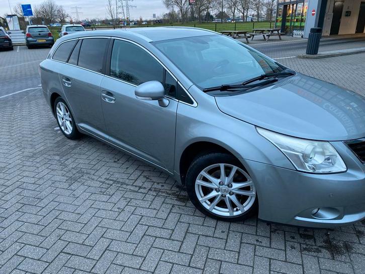 Toyota Avensis 1.8 Vvt-i Wagon 2011 Grijs, Auto's, Toyota, Particulier, Avensis, ABS, Achteruitrijcamera, Airbags, Airconditioning