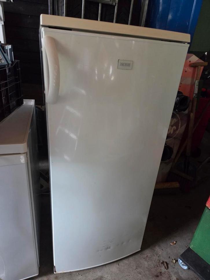 Zanussi Koelkast - Compact en Functioneel, Witgoed en Apparatuur, Koelkasten en IJskasten, Gebruikt, Zonder vriesvak, Minder dan 75 liter