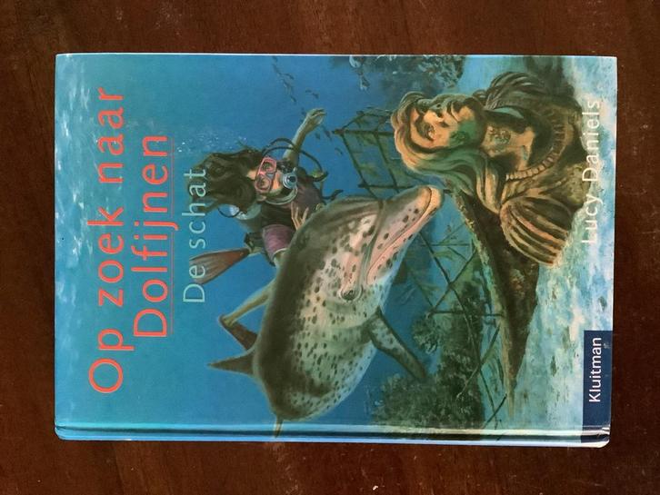 Op zoek naar dolfijnen - Lucy Daniels, Boeken, Kinderboeken | Jeugd | onder 10 jaar, Zo goed als nieuw, Fictie algemeen, Ophalen of Verzenden