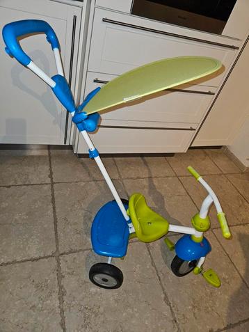 Smart Trike - Driewieler met duwstang en zonnekap beschikbaar voor biedingen