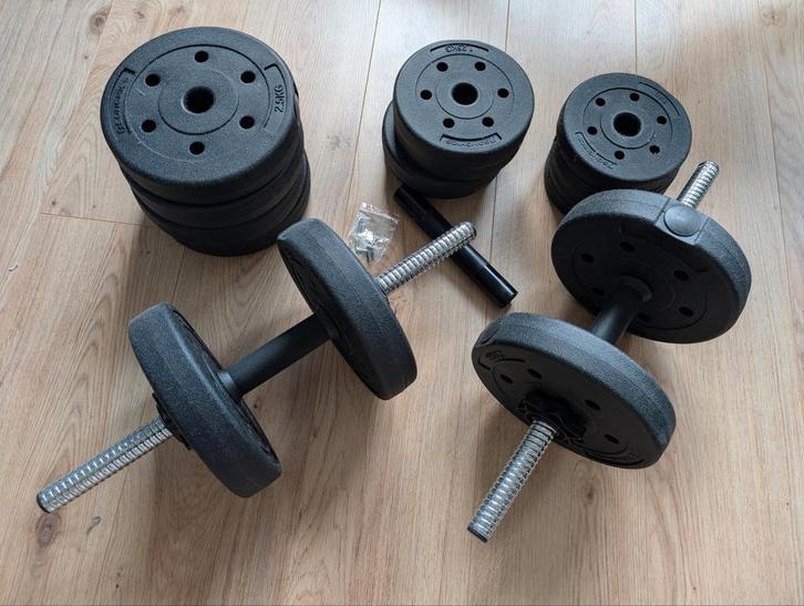 Dumbbell set met halterstang - bijna nieuw!, Sport en Fitness, Fitnessmaterialen, Zo goed als nieuw, Halterset, Ophalen