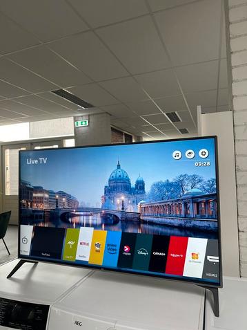 LG 49” 4K‑Ultra HD Smart‑TV NanoCell‑display en Active HDR beschikbaar voor biedingen