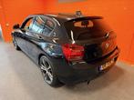 BMW 1-serie 118i BUSINESS / LED-XENON / VEEL OPTIE'S / 19 IN, Auto's, 1-Serie, Euro 5, Gebruikt, Zwart