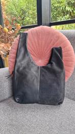 Knotbag van Markberg, Ophalen of Verzenden, Zo goed als nieuw, Zwart, Handtas
