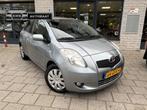 Toyota Yaris 1.3 VVTi Sol MMT AUTOMAAT airco dealeronderhoud, Gebruikt, 750 kg, 4 cilinders, Origineel Nederlands