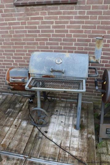 Online Veiling: BBQ - 120x70x120cm beschikbaar voor biedingen