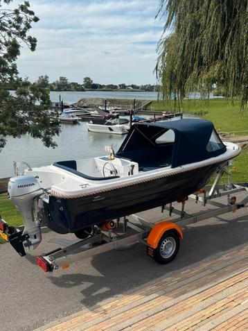 Meersloep 495 honda 10pk bwj 020 najaars koopje €7750,- beschikbaar voor biedingen