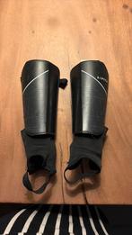 Nette Kipsta scheenbeschermers mt L, Sport en Fitness, Voetbal, Maat XS of kleiner, Ophalen of Verzenden, Zo goed als nieuw, Overige typen