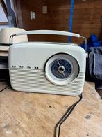 Bush retro radio, Audio, Tv en Foto, Radio's, Ophalen of Verzenden, Zo goed als nieuw