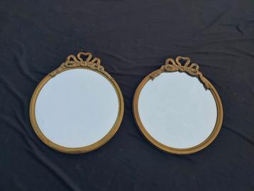 Twee gave bronzen spiegels in zeer goede staat  geen schade beschikbaar voor biedingen