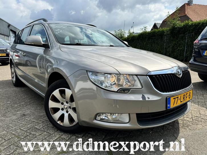 Skoda Superb Combi 1.8TSI 161pk DSG Business Line Navi/Xenon, Auto's, Skoda, Bedrijf, Te koop, Superb, ABS, Airbags, Airconditioning